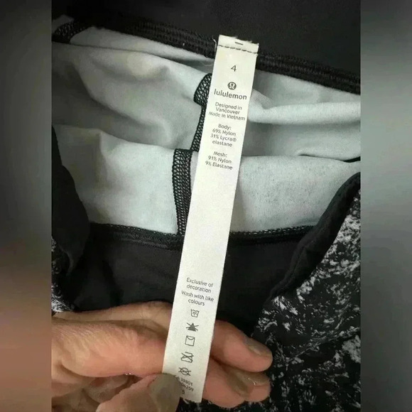 Lululemon Pace Revival Crop Legging 22” - Picture 6 of 13